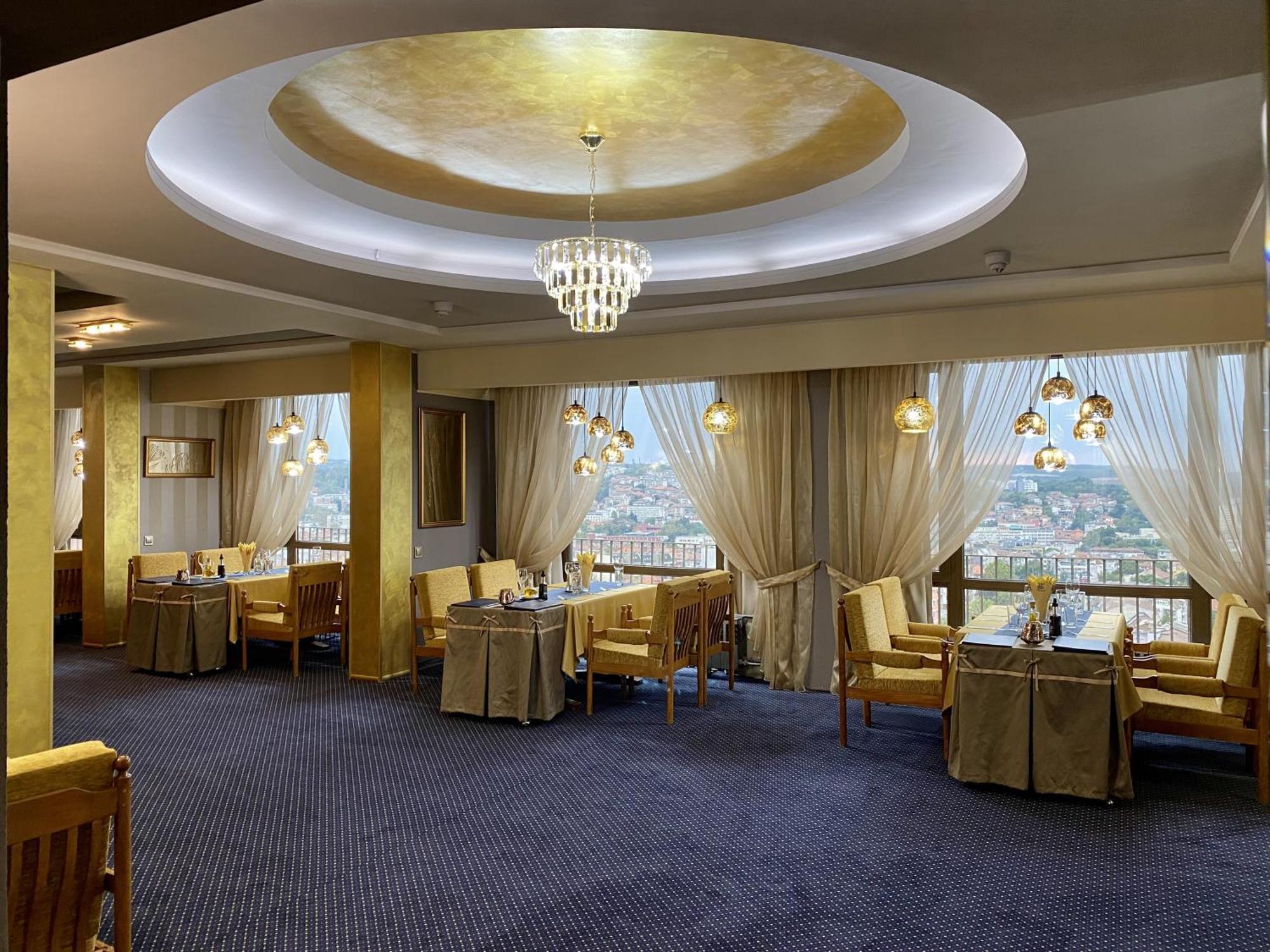 Hotel Balkan Pleven Exterior photo