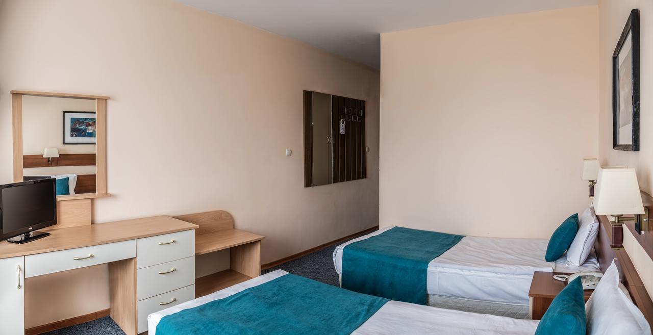 Hotel Balkan Pleven Exterior photo